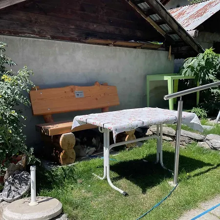 Haus Bortis Apartamento Goms